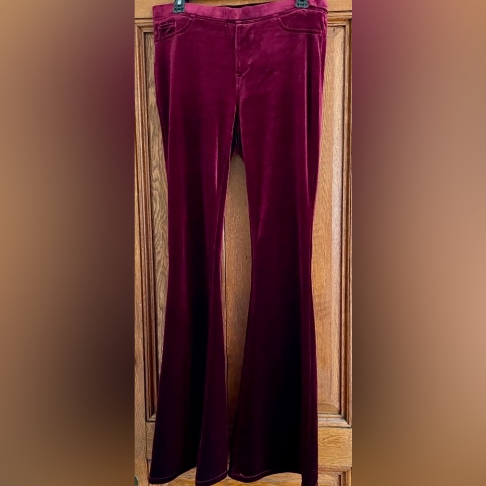 ☮️BLANC NYC☮️DEEP WINE VELVET BELLS - Picture 4 of 9